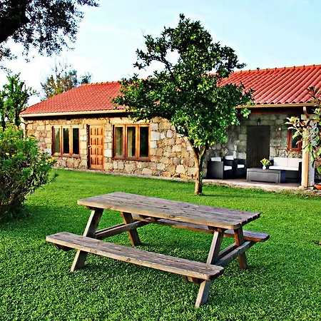 Дом отдыха Casa De Reborido *